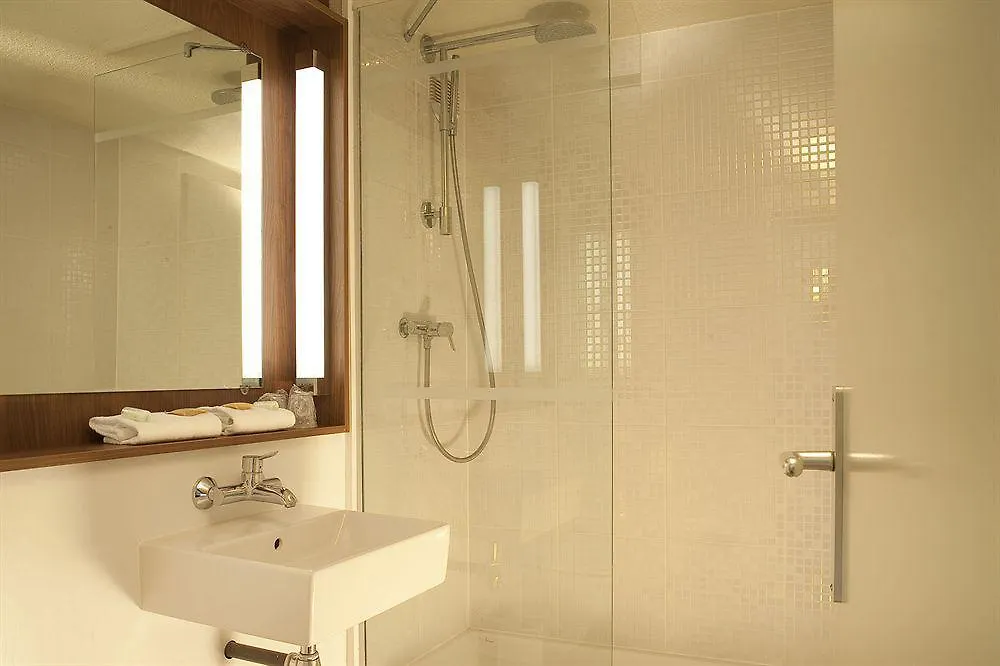 Campanile Biarritz Hotel 3*,  France