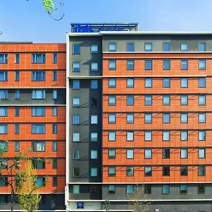 ** Hotel Ibis Budget Nord 18ème Francia